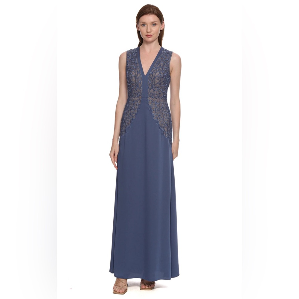 NWT BCBGMAXAZRIA Sleeveless Embroidered Lace Long Gown - Picture 4 of 14